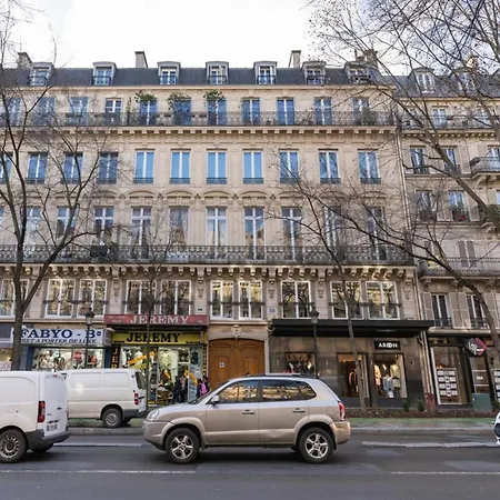 Beautiful Minimalist 1bd Near Montmartre 아파트 파리