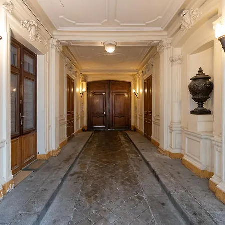 Beautiful Minimalist 1bd Near Montmartre Apartamento *