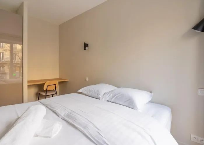 Appartamento Beautiful Minimalist 1bd Near Montmartre Parigi