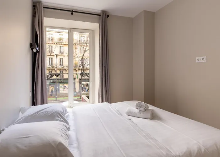 Beautiful Minimalist 1bd Near Montmartre *