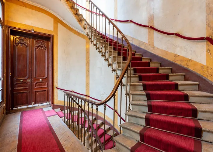 Beautiful Minimalist 1bd Near Montmartre *